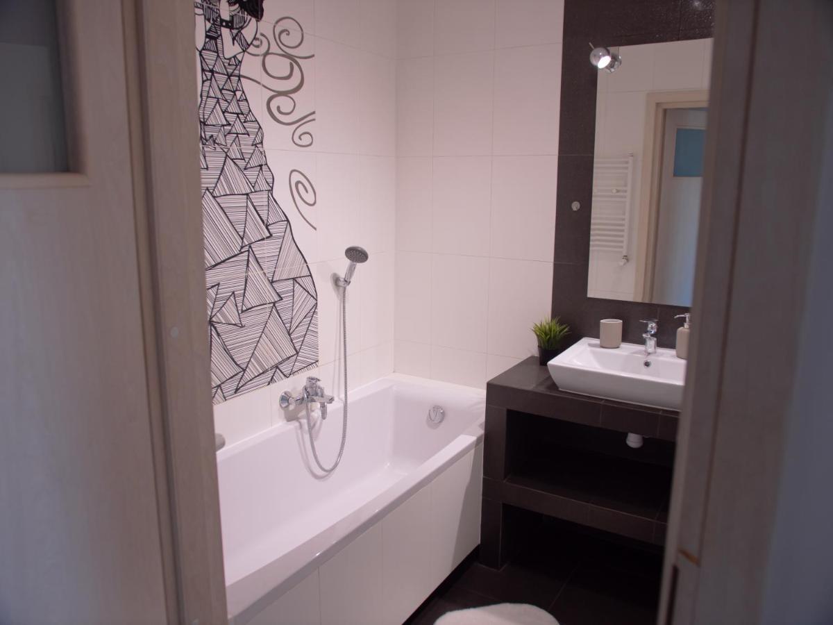 Sdh 2 Radzymin Comfortable Apartment Near Warsaw Extérieur photo